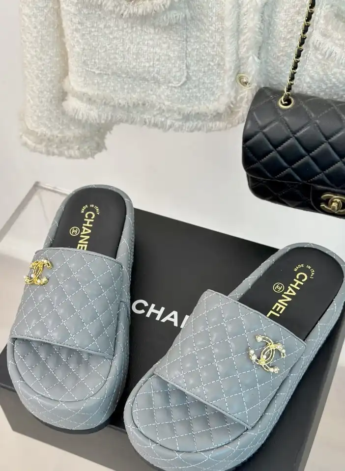 hype Chanel Slippers