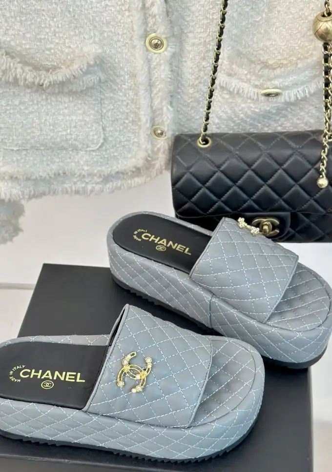 hype Chanel Slippers