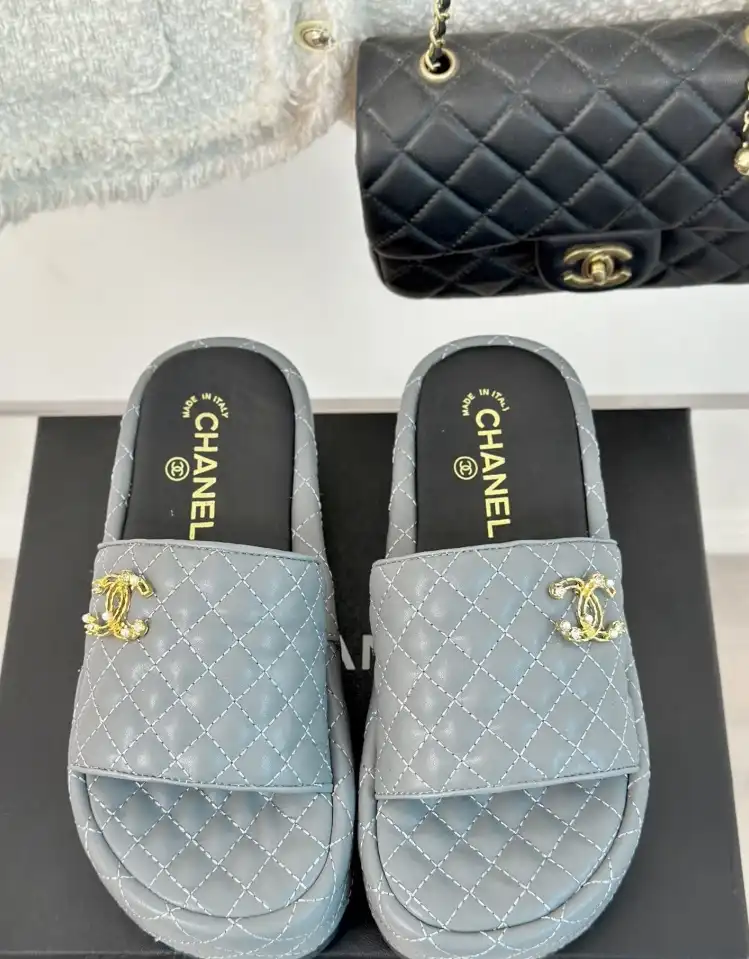 hype Chanel Slippers