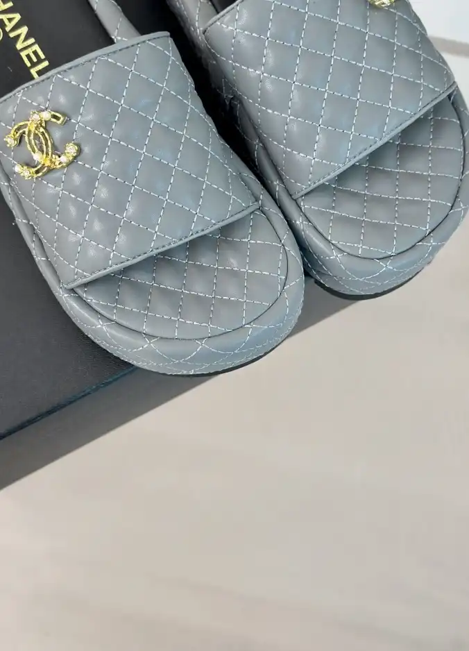 hype Chanel Slippers