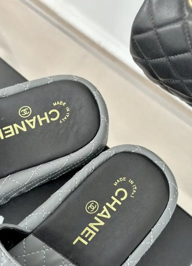 hype Chanel Slippers