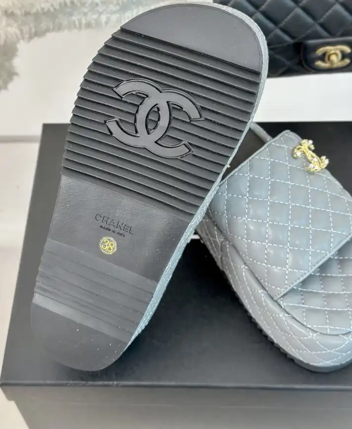 hype Chanel Slippers