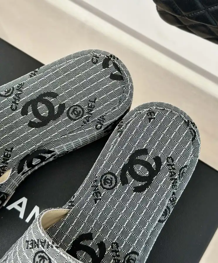 hype Chanel Slippers