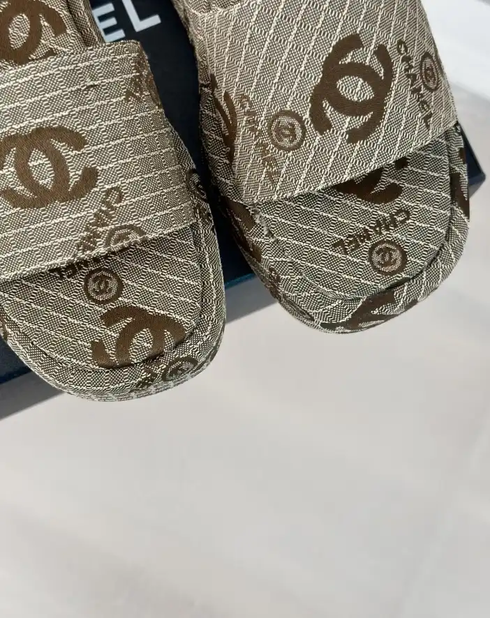 hype Chanel Slippers