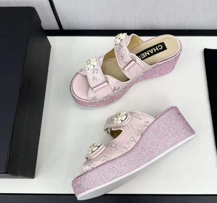 hype Chanel Slippers