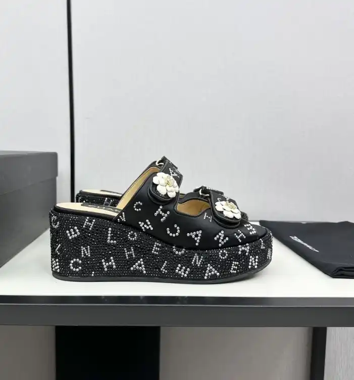 hype Chanel Slippers