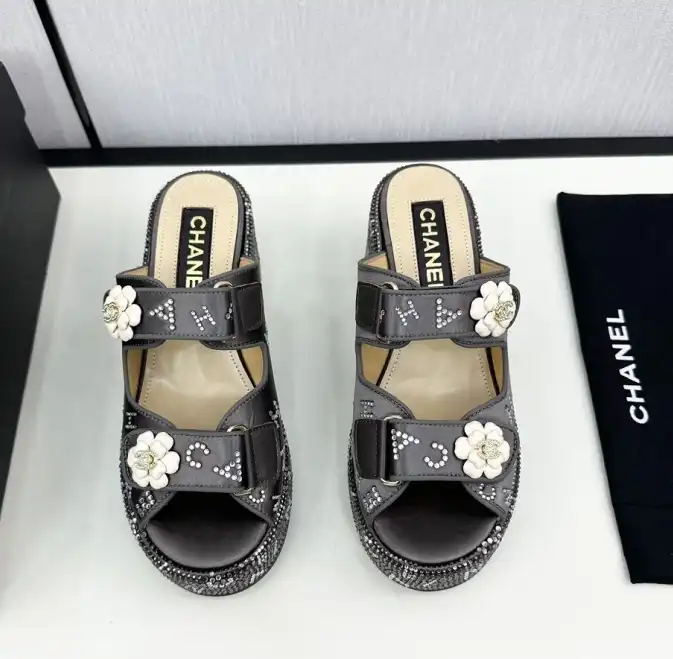 hype Chanel Slippers