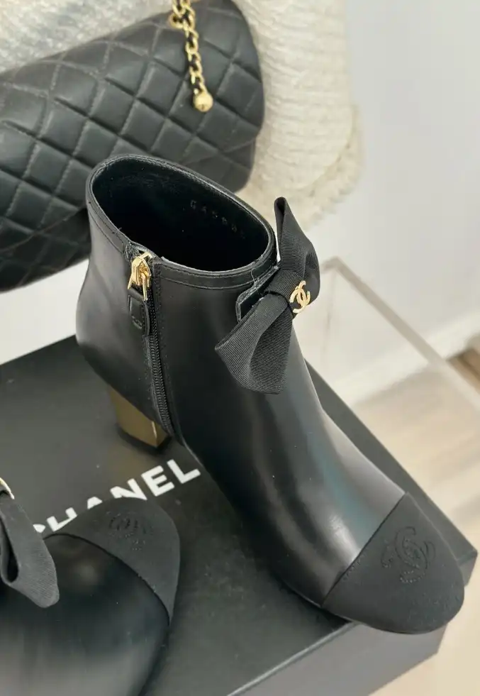 hype Chanel Boots