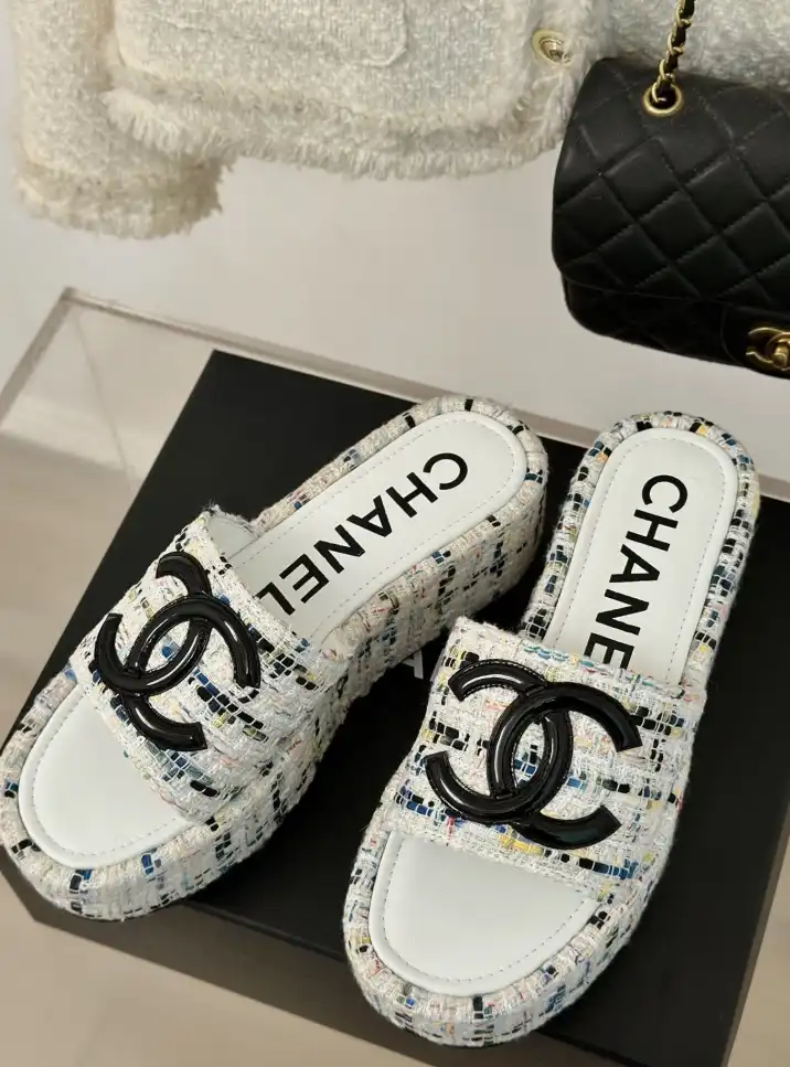 hype Chanel Slippers