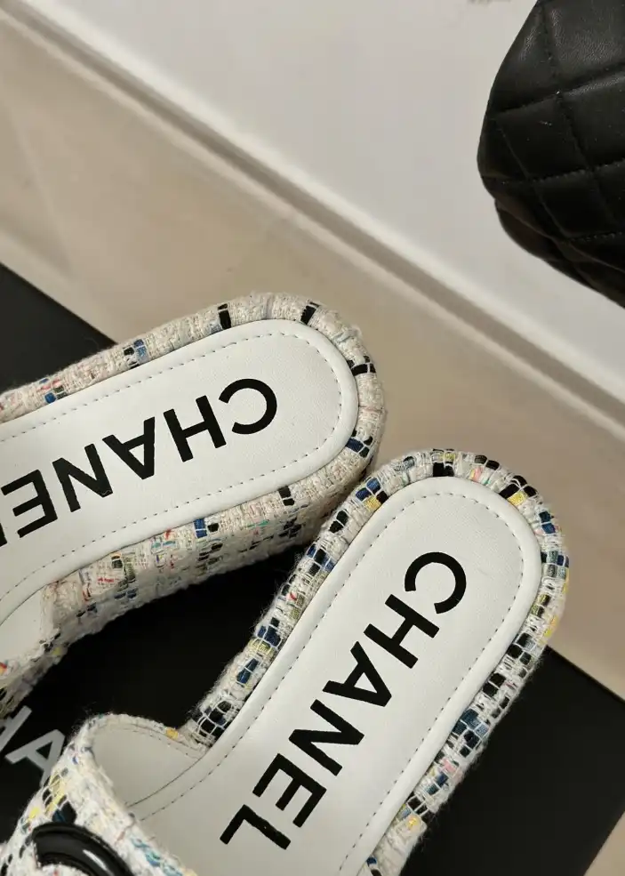 hype Chanel Slippers