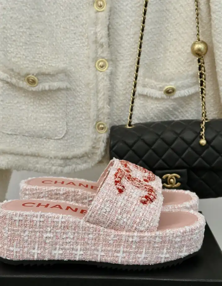 hype Chanel Slippers