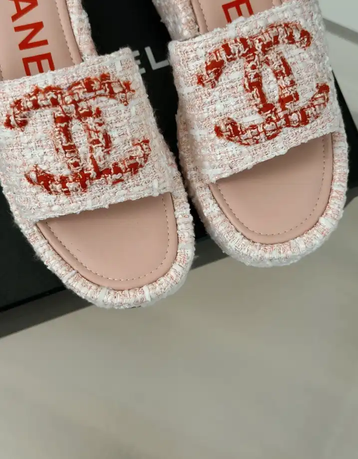 hype Chanel Slippers