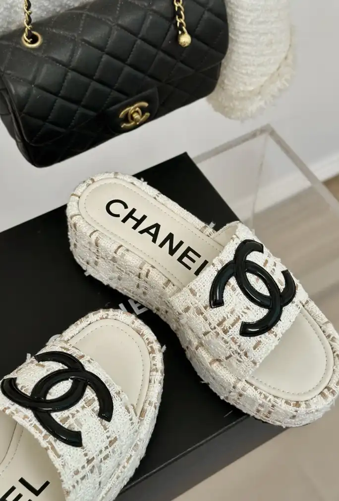 hype Chanel Slippers