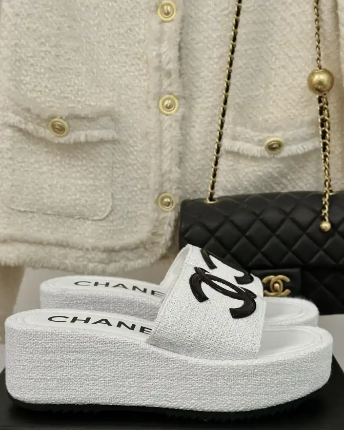 hype Chanel Slippers