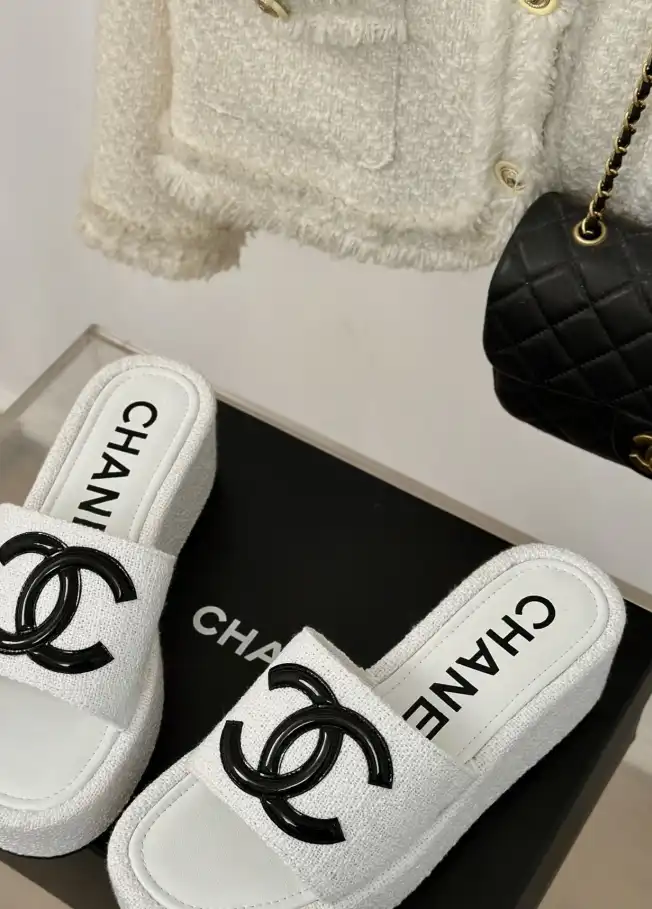 hype Chanel Slippers