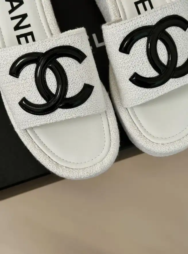 hype Chanel Slippers