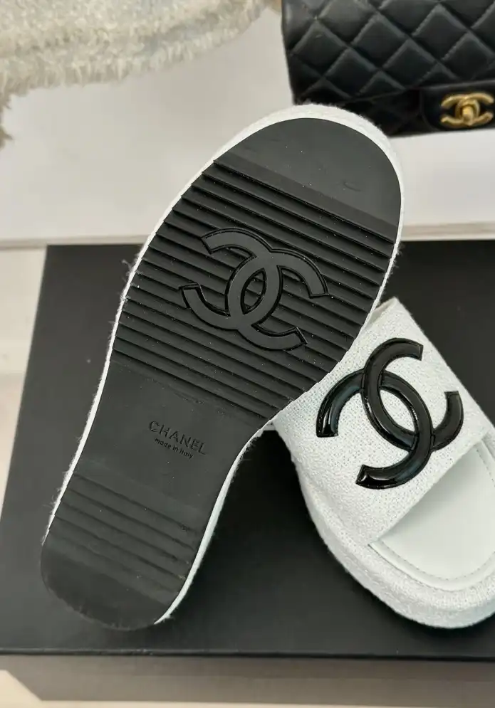 hype Chanel Slippers