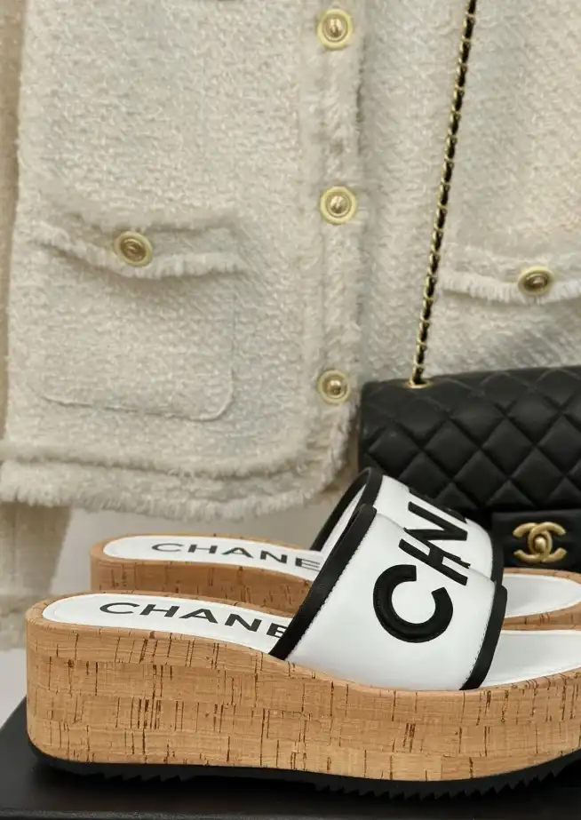 hype Chanel Slippers