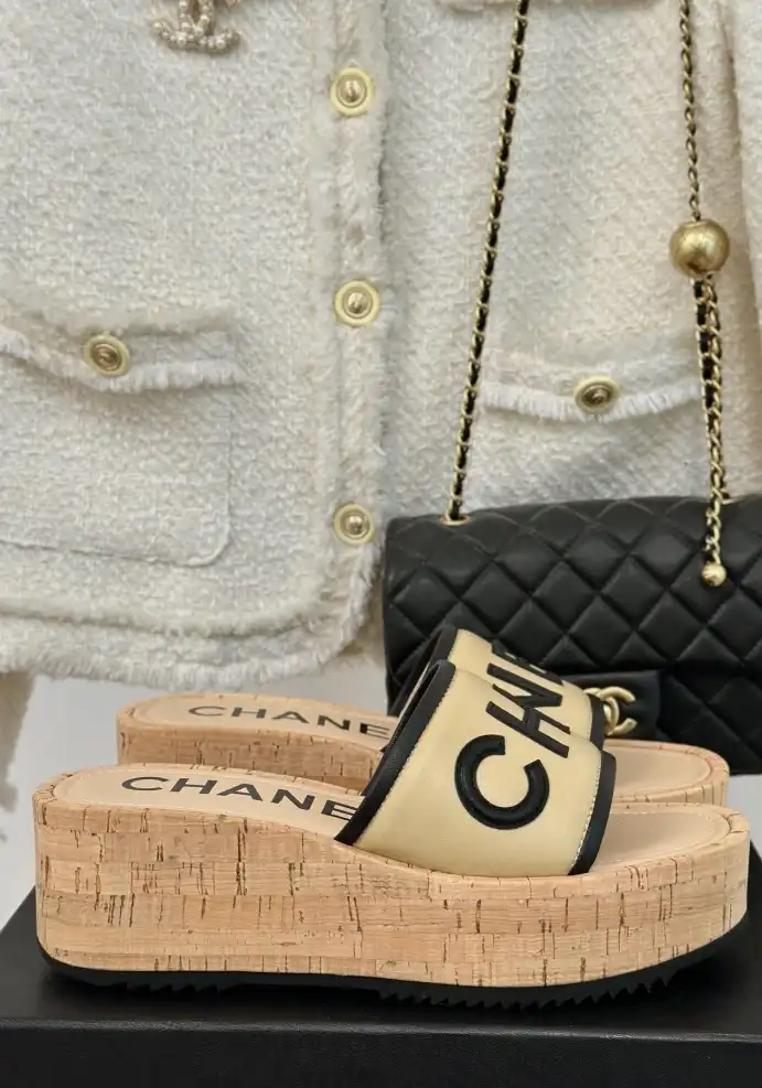 hype Chanel Slippers