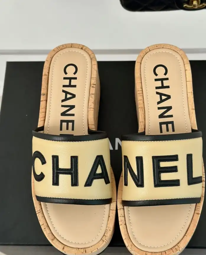 hype Chanel Slippers