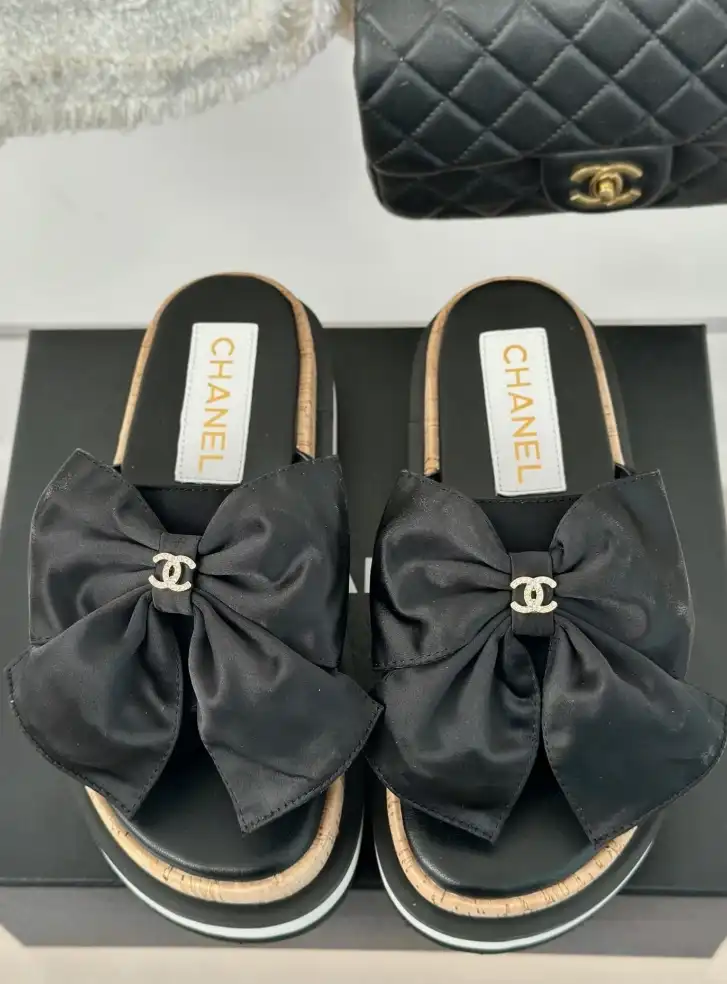 hype Chanel Slippers