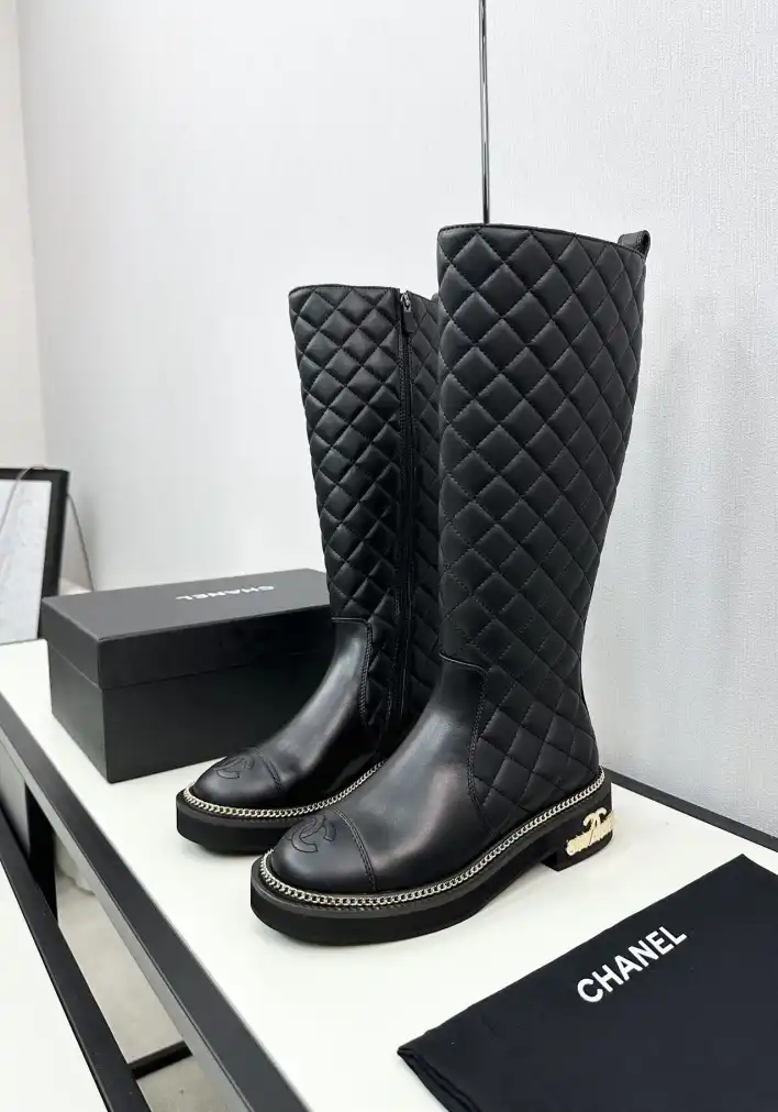 hype Chanel Boots