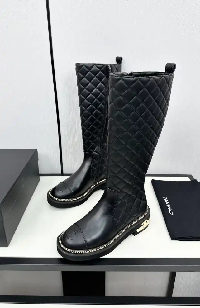 hype Chanel Boots