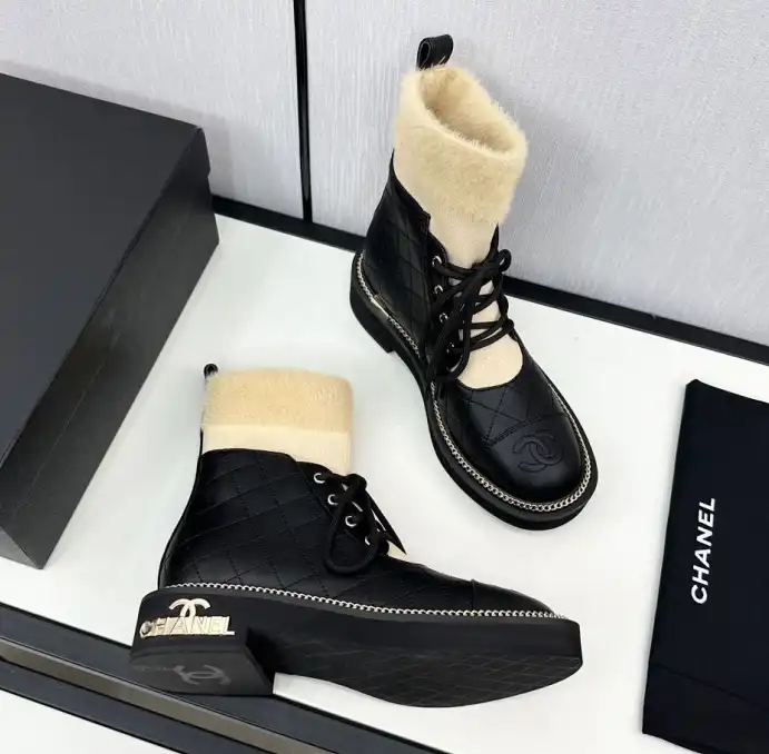 hype Chanel Boots