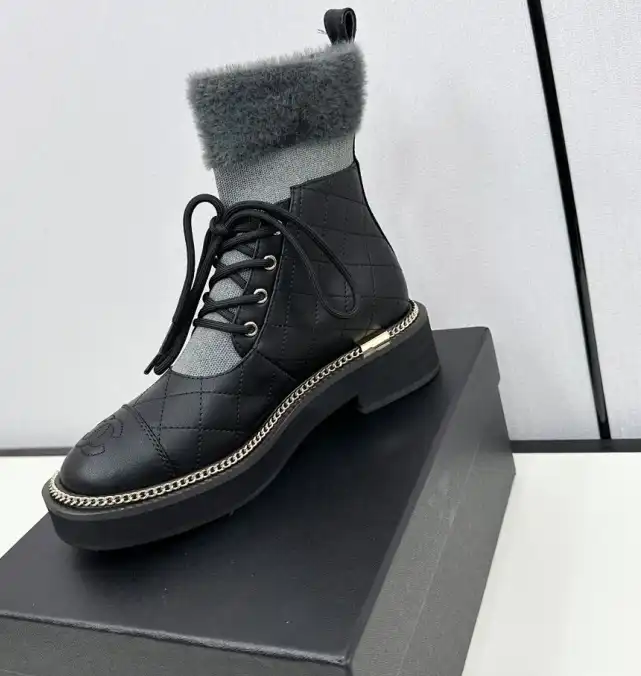 hype Chanel Boots