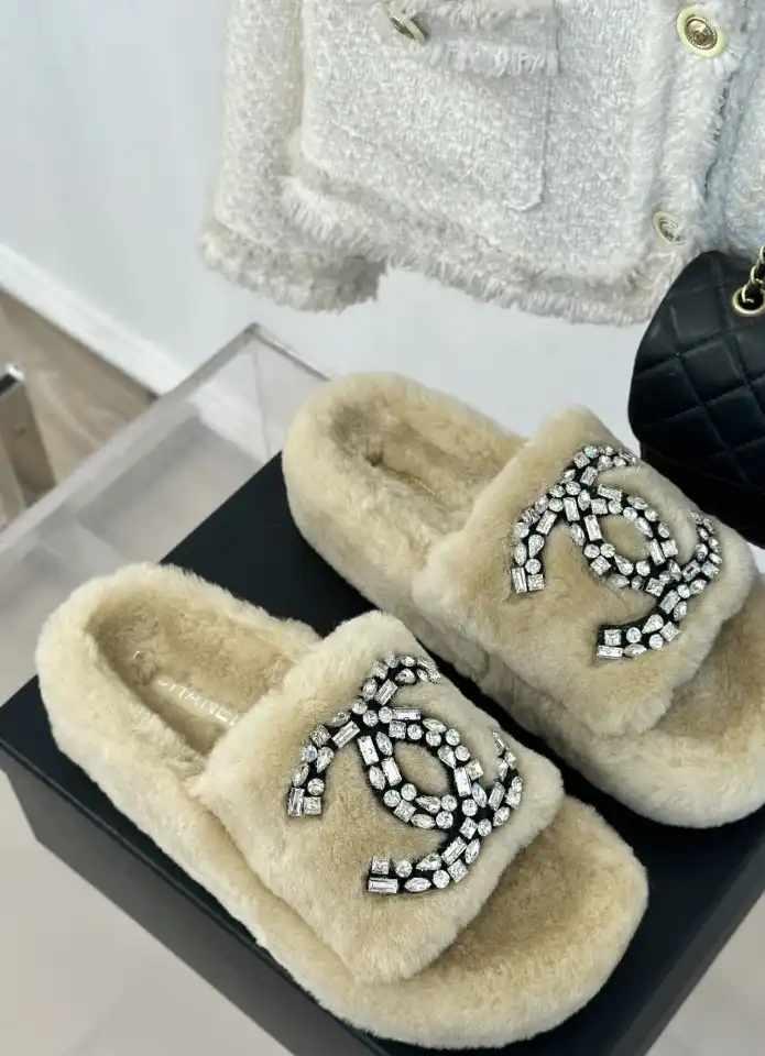 hype Chanel Slippers