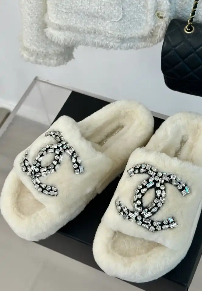 hype Chanel Slippers