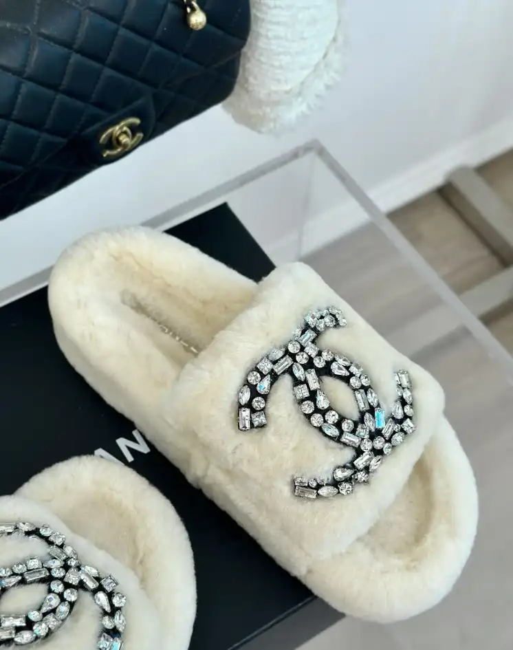 hype Chanel Slippers