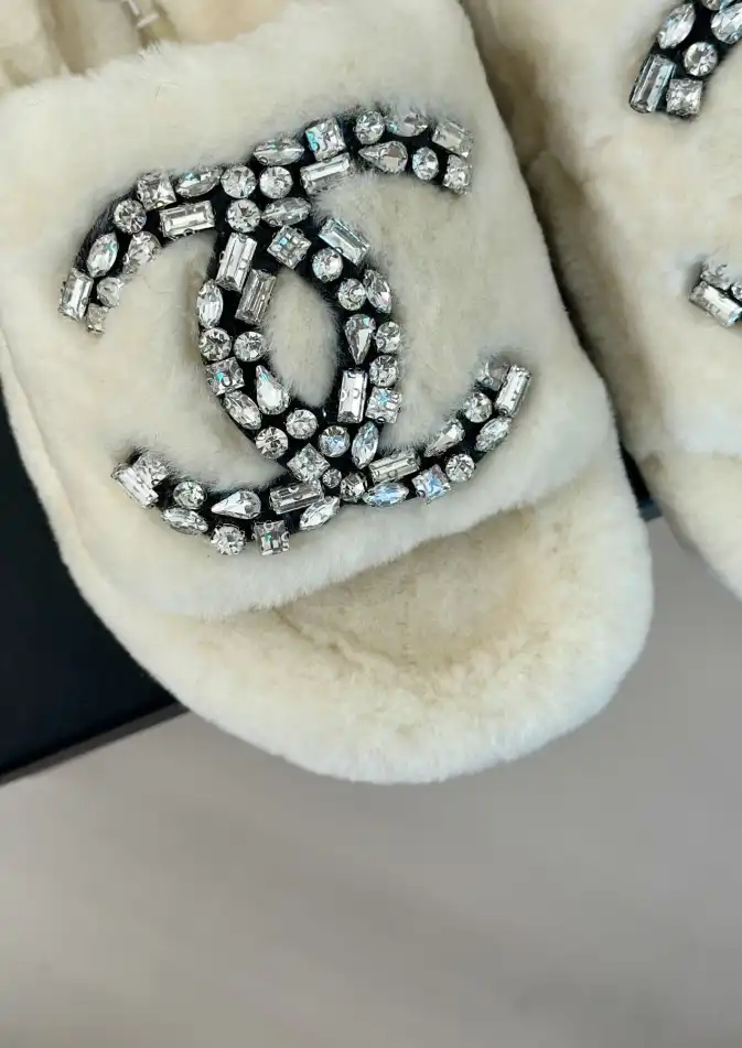 hype Chanel Slippers