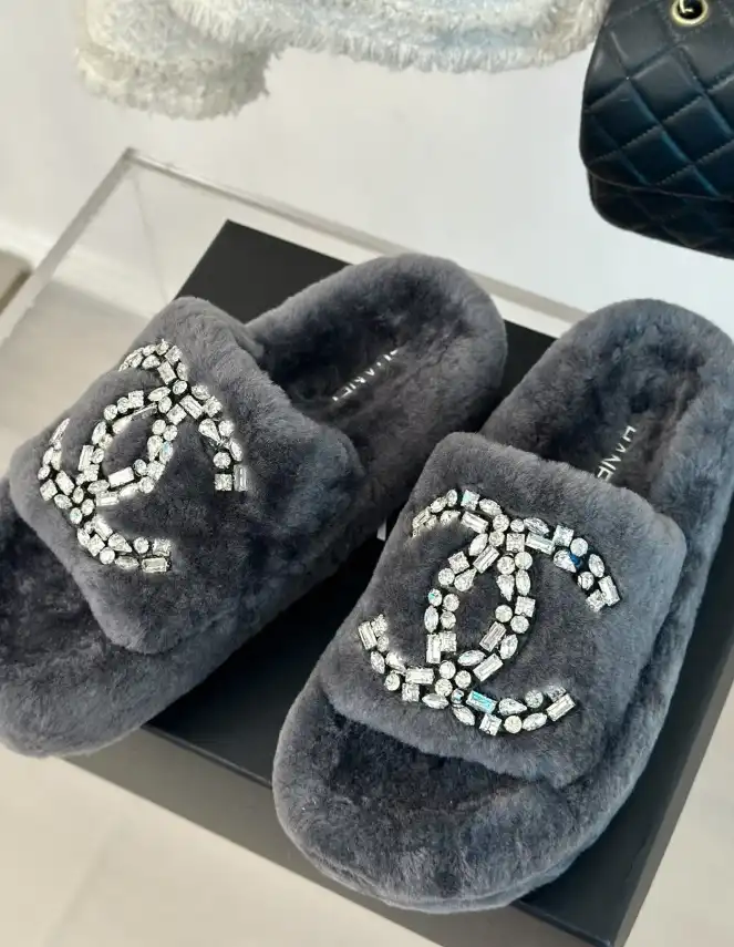 hype Chanel Slippers