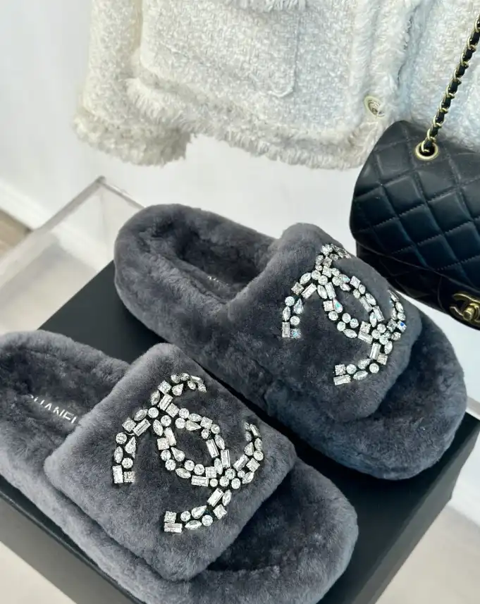 hype Chanel Slippers