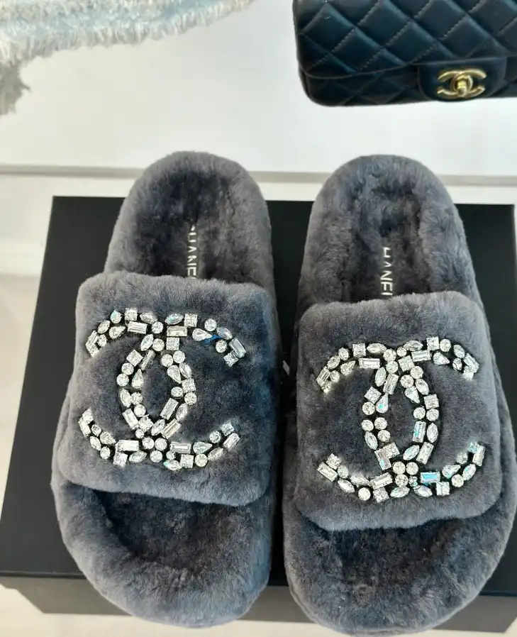 hype Chanel Slippers