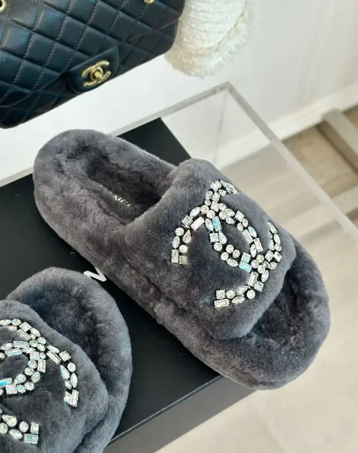 hype Chanel Slippers