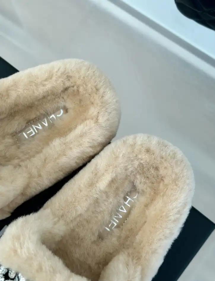 hype Chanel Slippers