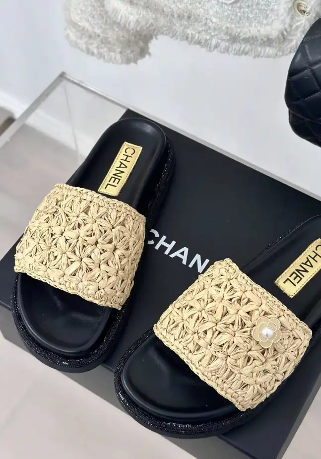 hype Chanel Slippers