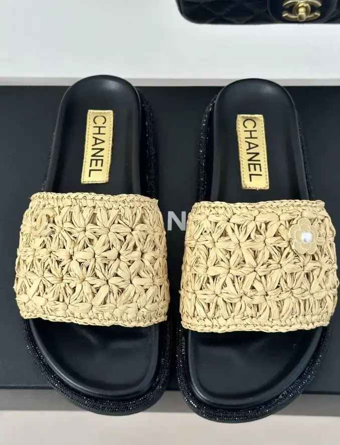 hype Chanel Slippers