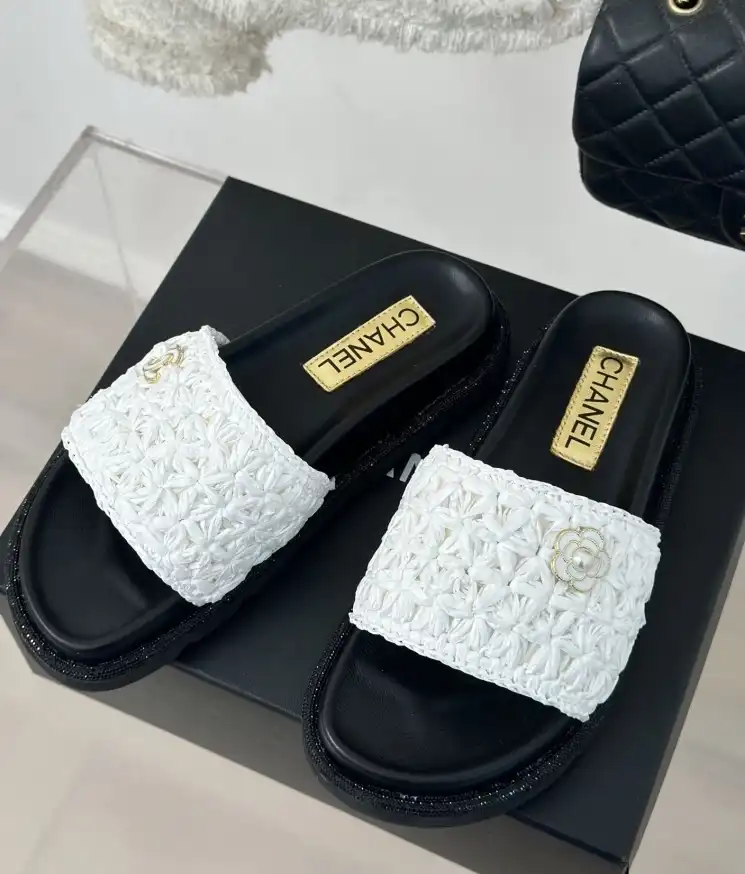 hype Chanel Slippers