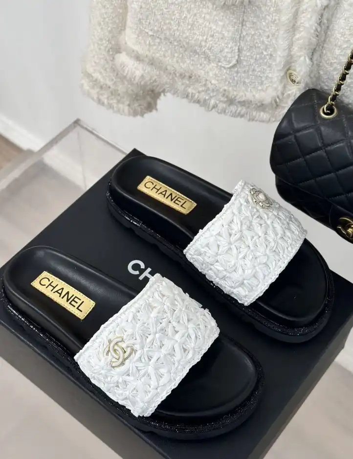 hype Chanel Slippers