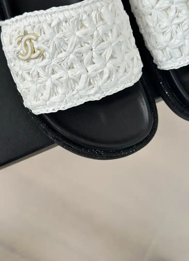 hype Chanel Slippers