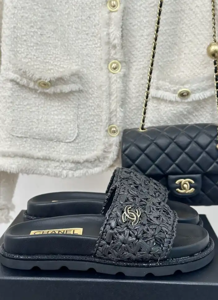 hype Chanel Slippers