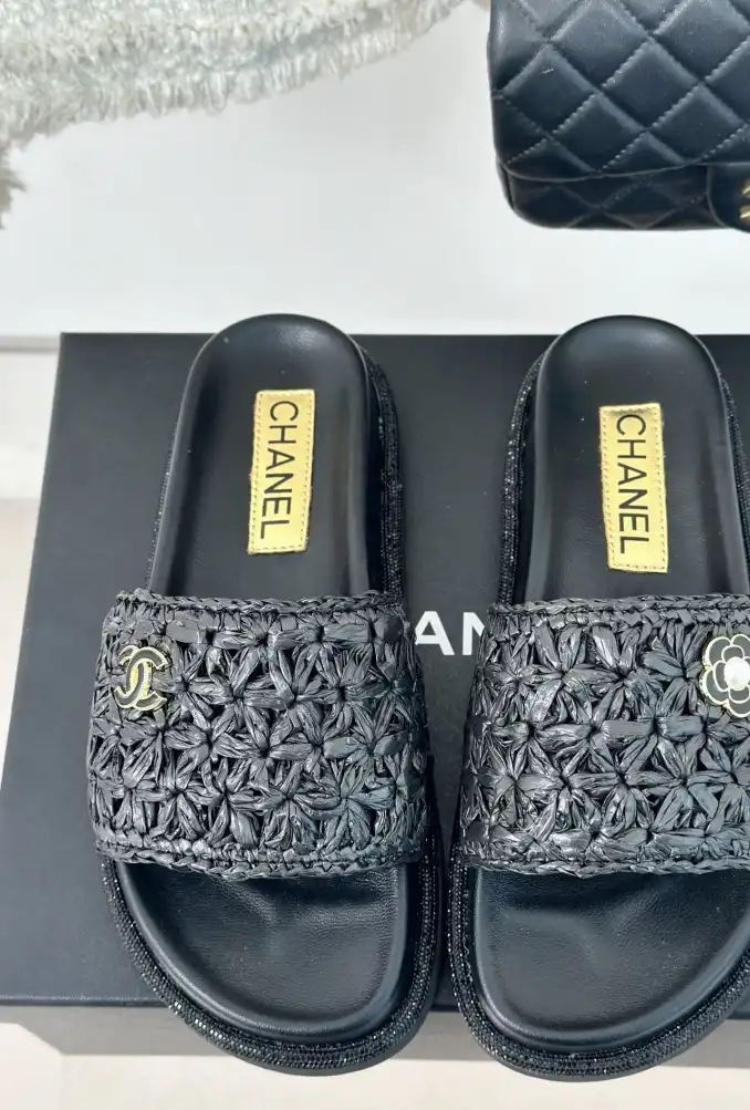 hype Chanel Slippers