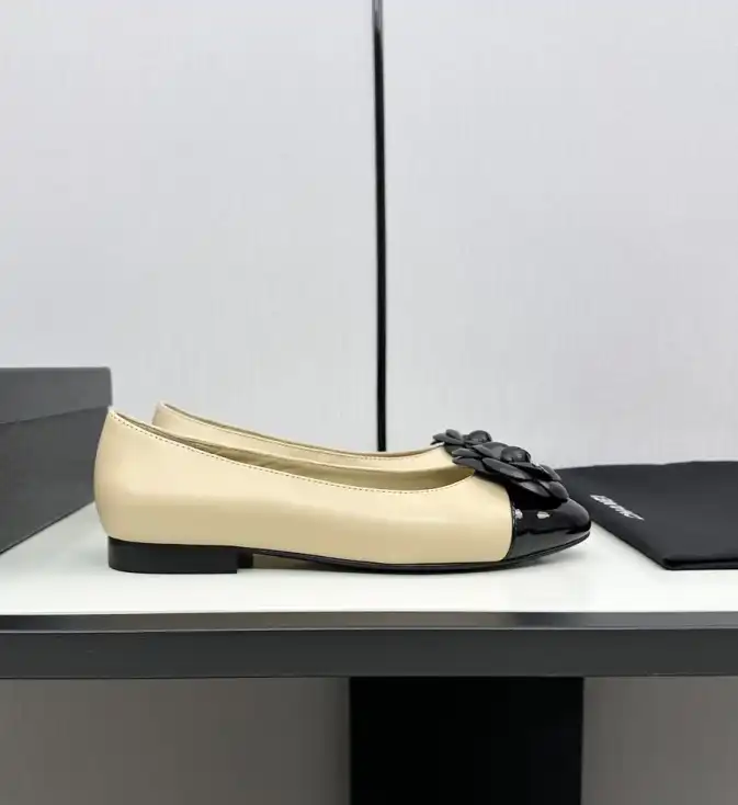 hype Chanel Flat Shoes