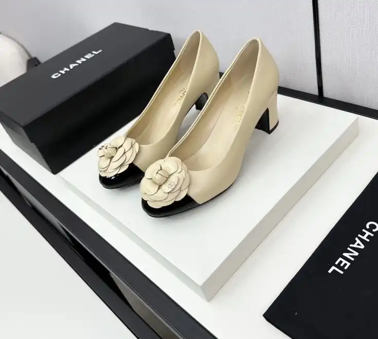 hype Chanel High Heels