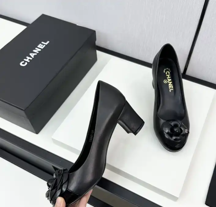 hype Chanel High Heels