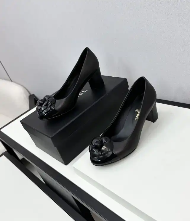 hype Chanel High Heels