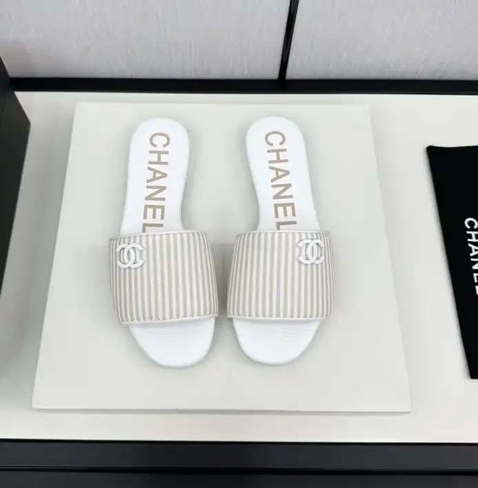 hype Chanel Slippers